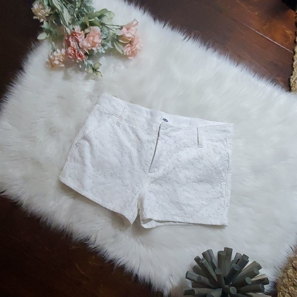 NWT Old Navy crochet white shorts girls